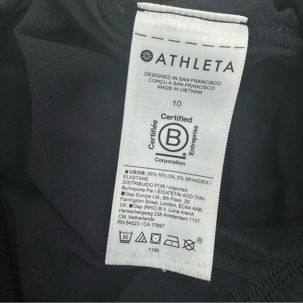 Athleta Trekkie High Rise Parachute Pants black like new Sz 10 lightweight